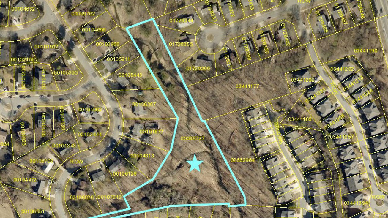 Deborah Dr, Potomac, MD 20854