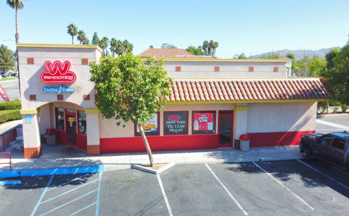 Pictures of Retail property located at 7460 Mission Grove Pkwy S, Riverside, CA 92508 for sales - image #1