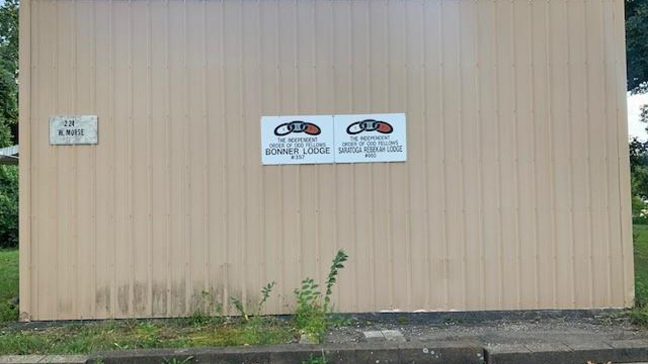 244 W Morse Avenue, Bonner Springs, KS 66012