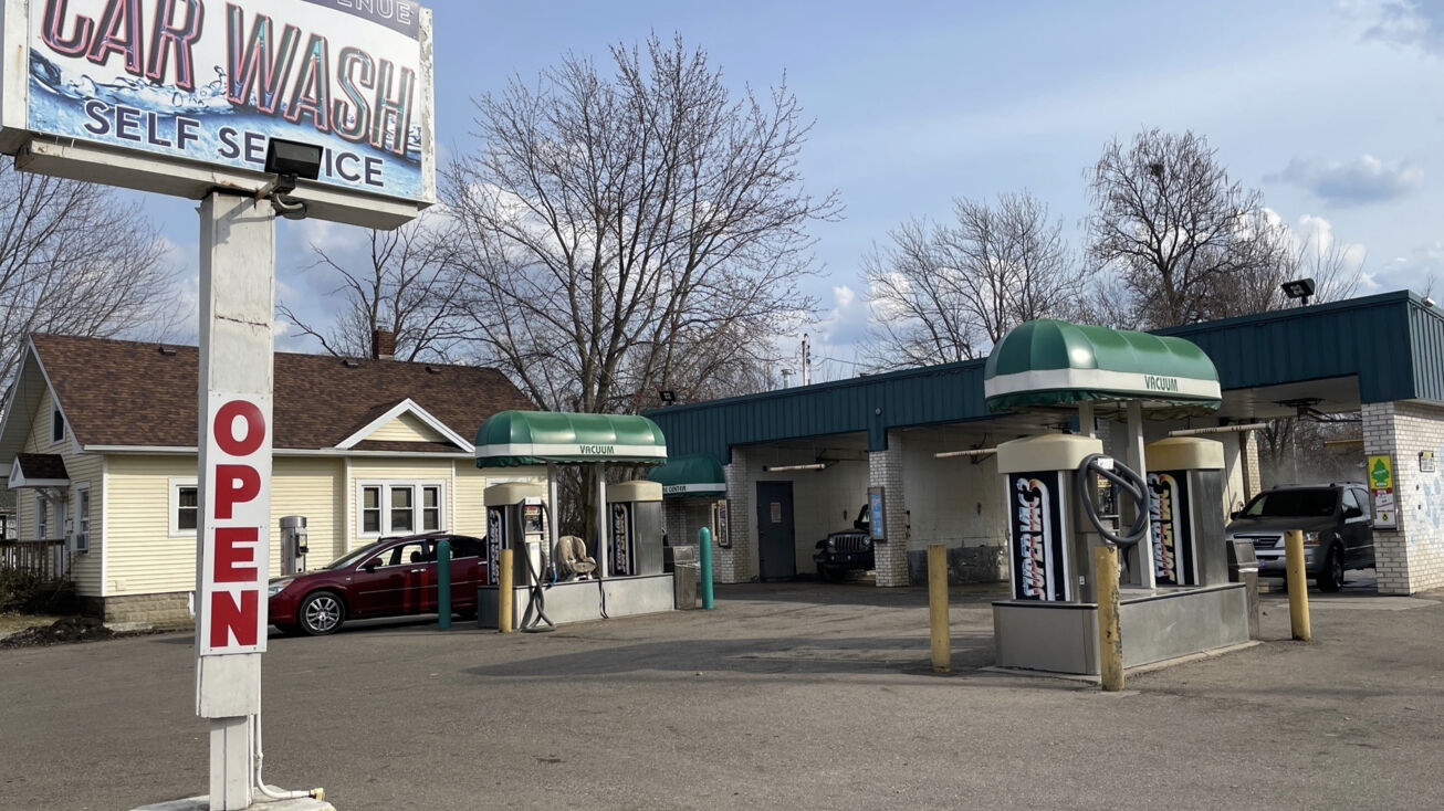 529 W Mt Hope Ave, Lansing, MI 48910 Special Purpose Property for