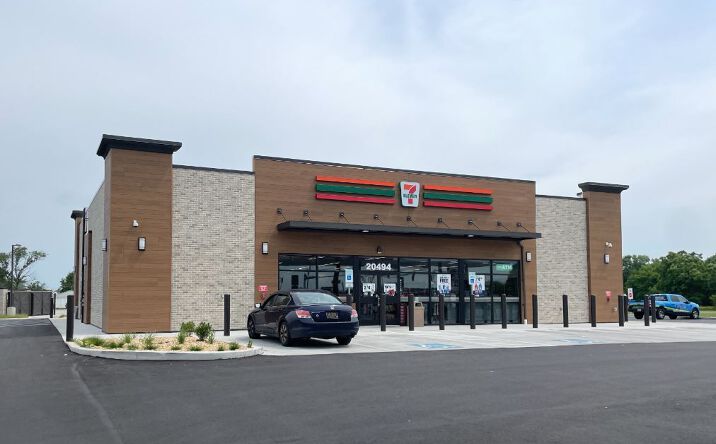 Pictures of Retail property located at 20494 Sussex Hwy, Bridgeville, DE 19933 for sales - image #1