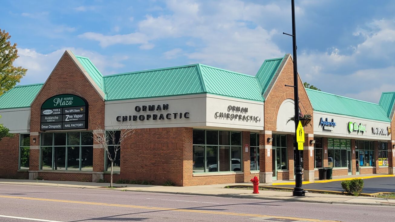 Pictures of Retail property located at 6315 W Dempster St, Morton Grove