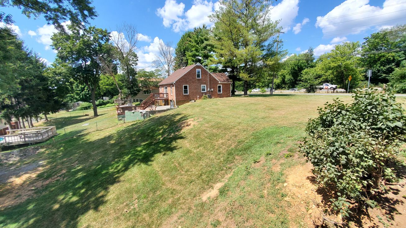 1130 Whiteford Rd, York, PA 17402