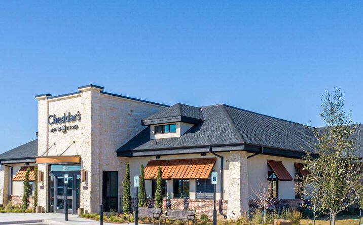 Pictures of Retail property located at 4173 Riverdale Rd, Riverdale, UT 84405 for comps - image #1