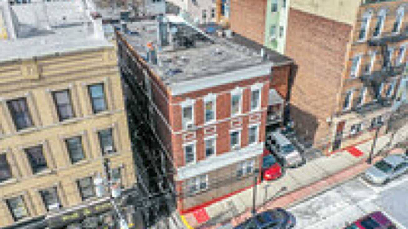 1213 Bergenline Ave, Union City, NJ 07087