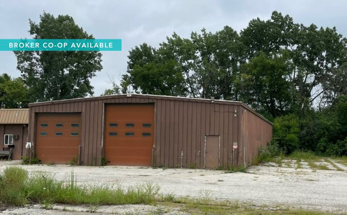 Pictures of Industrial property located at 3600 Techny Rd, Northbrook, IL 60062 for comps - image #1