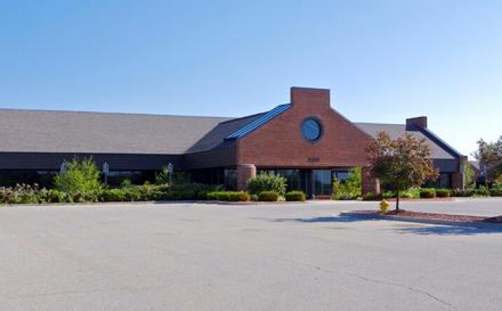 Pictures of Office property located at 3205 Eaglecrest Dr NE, Grand Rapids, MI 49525 for sales - image #1