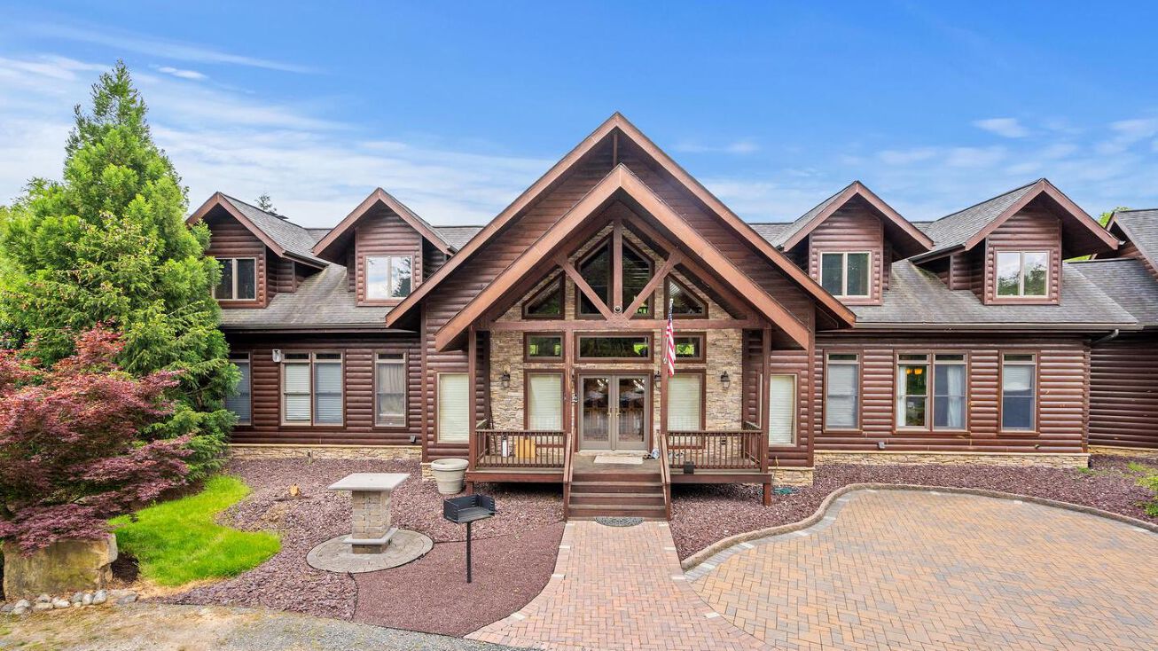 11501 Popes Head Rd, Fairfax, VA 22030