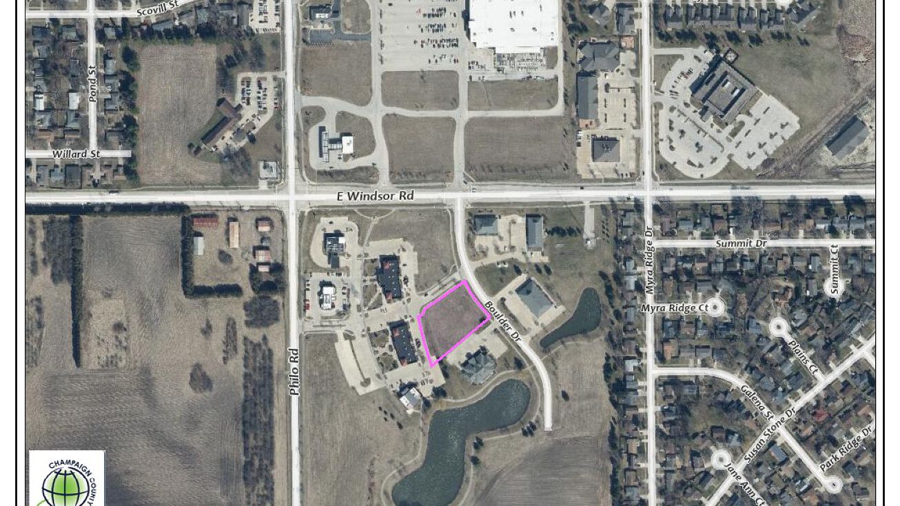 2709 Boulder Dr, Urbana, IL 61802