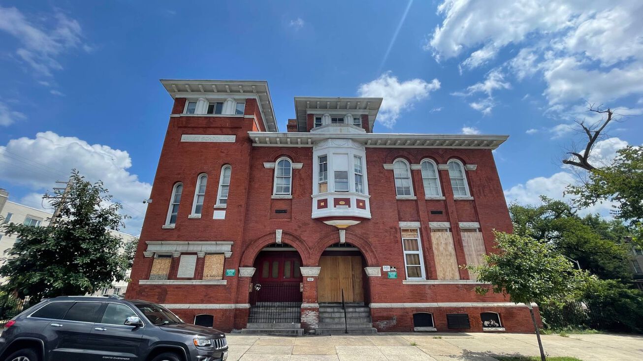 1801 N Rosedale St, Baltimore, MD 21216