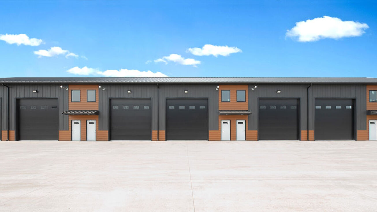 6100 36th St S, Fargo, ND 58104