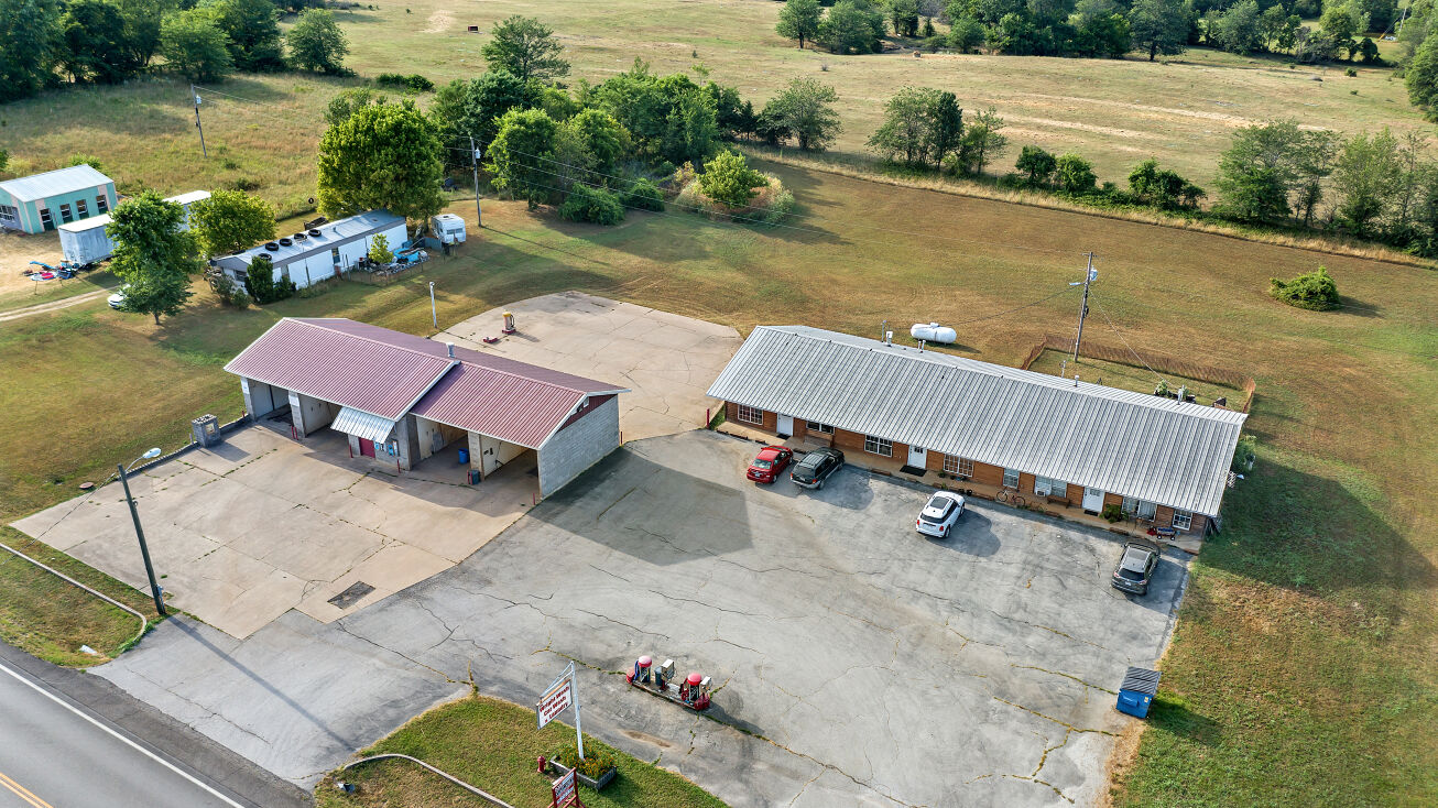 30898 State Hwy 37, Seligman, MO 65745
