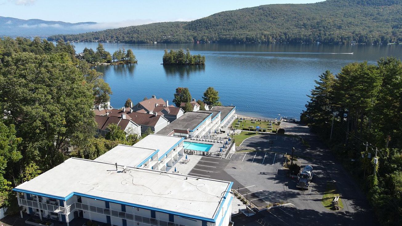 2998 Lake Shore Dr, Lake NY 12845