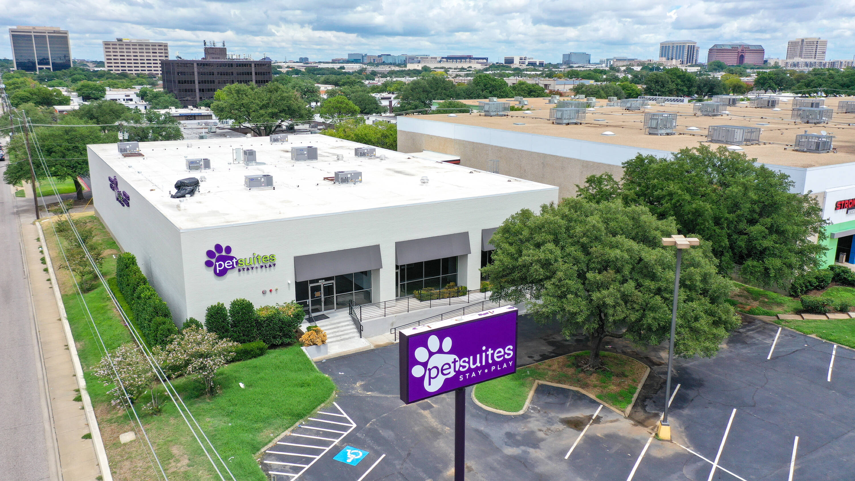 13460 Midway Rd, Dallas, TX 75244