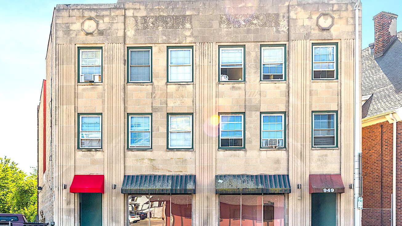 949 Washington Ave, Racine, WI 53403 Multifamily Property for Sale