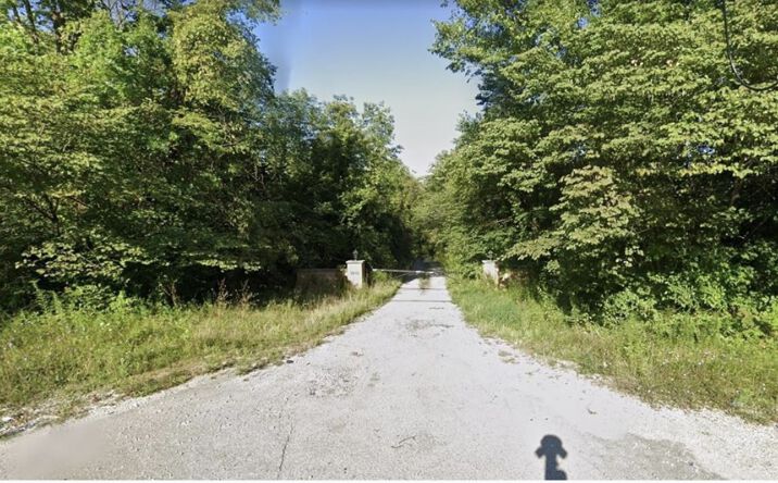 Pictures of Land property located at 1820 S Arlington Ave, Indianapolis, IN 46203 for sales - image #1