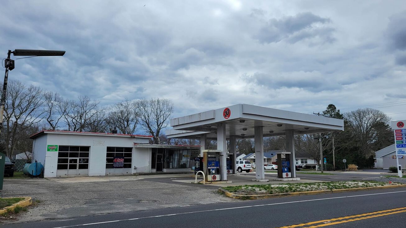 668 New Rd, Somers Point, NJ 08244