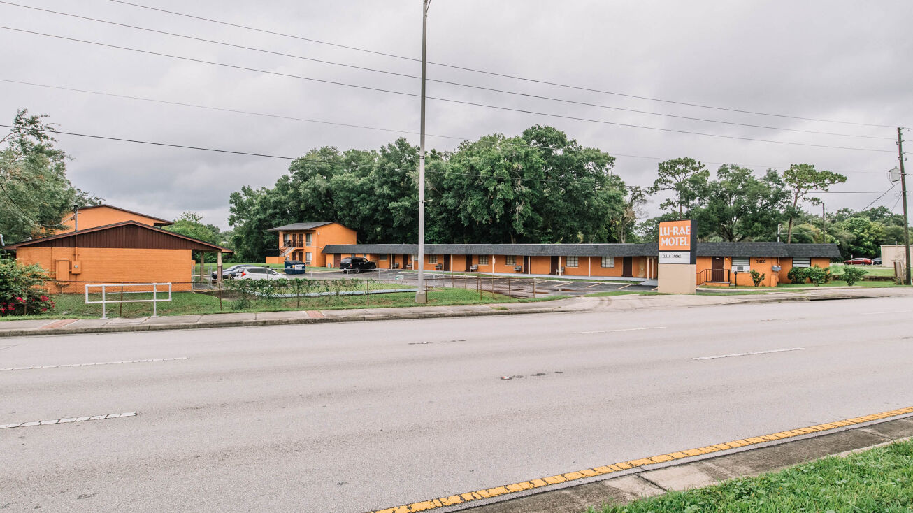 Pictures of Hospitality property located at 3400 US-92, Casselberry, FL 32707 for sales - image #1