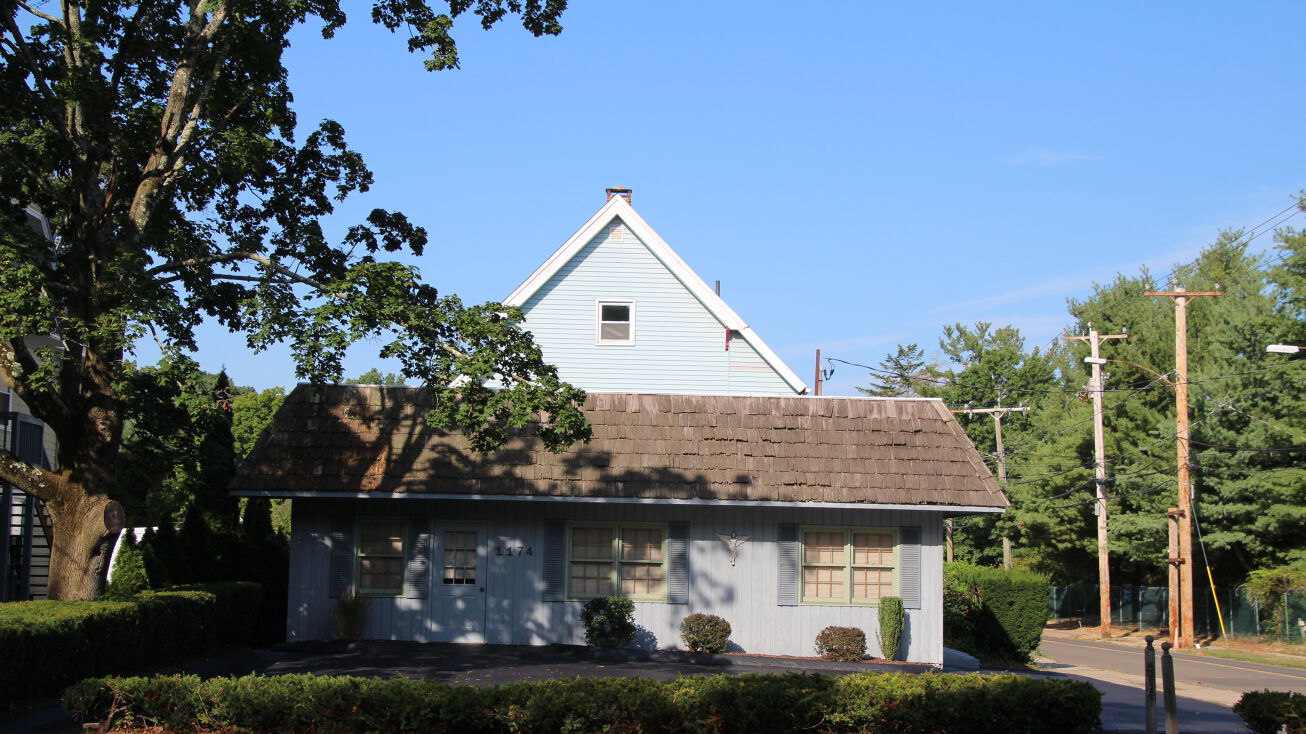 1174 Whitney Ave, Hamden, CT 06517 Office Property for Sale 1174