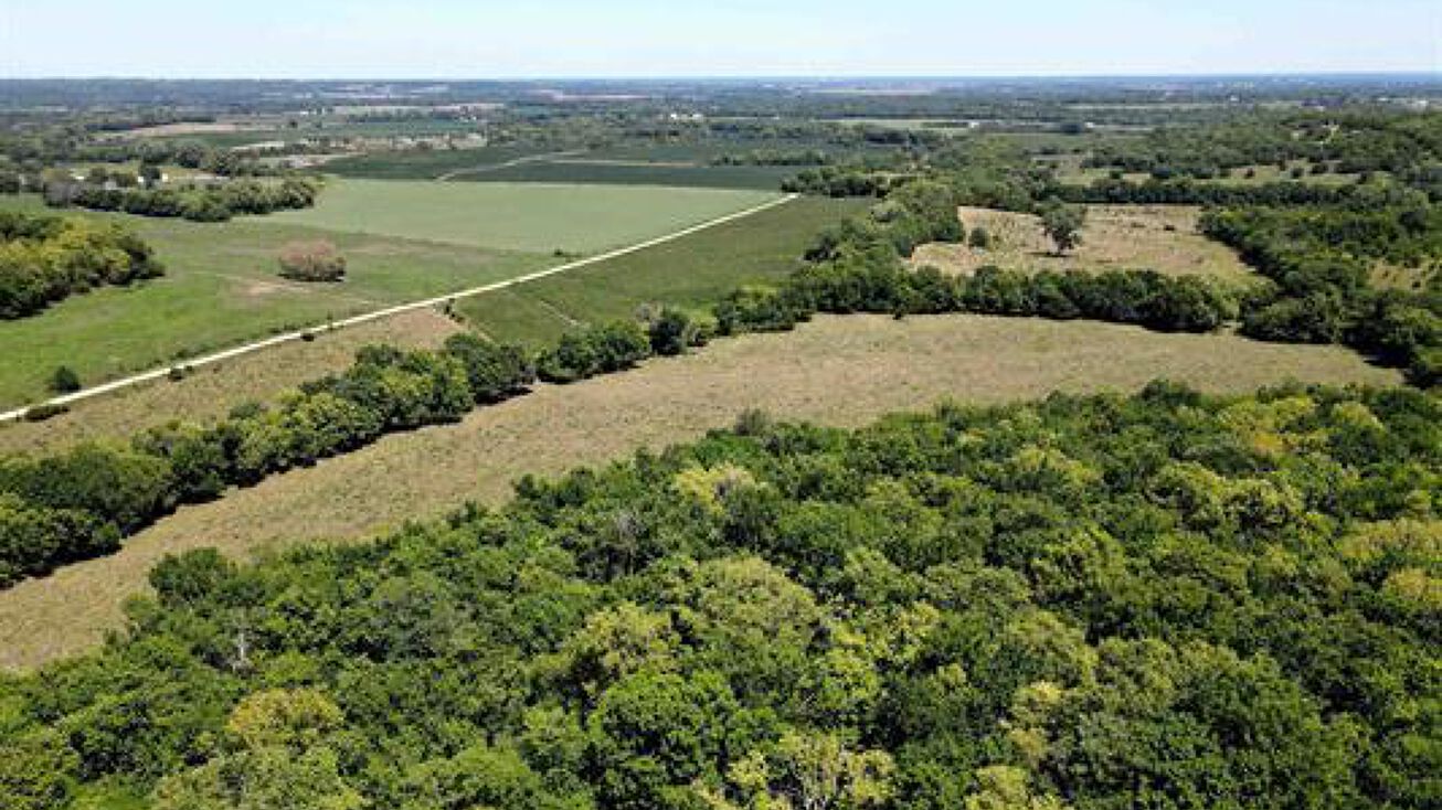 Archer Rd, Lawrence, KS 66044