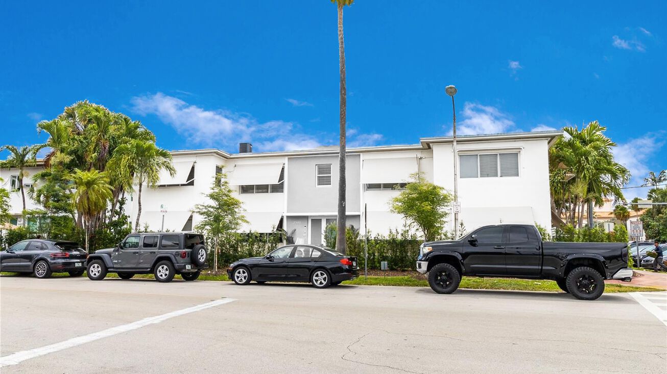 3909 Garden Ave, Miami, FL 33140 Multifamily Property for Sale