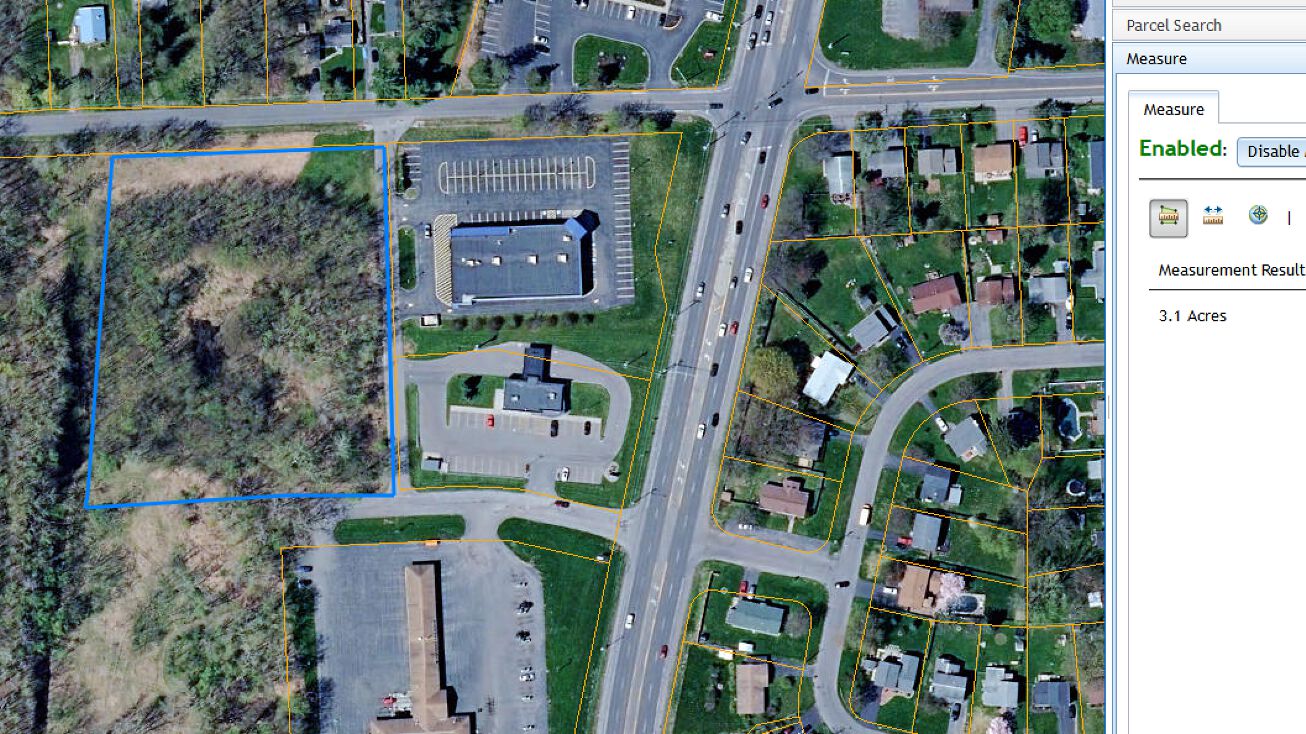 Oswego Rd, Liverpool, NY 13090