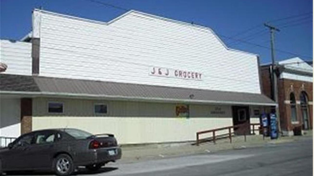 510 MAIN Street, Lowden, IA 52255