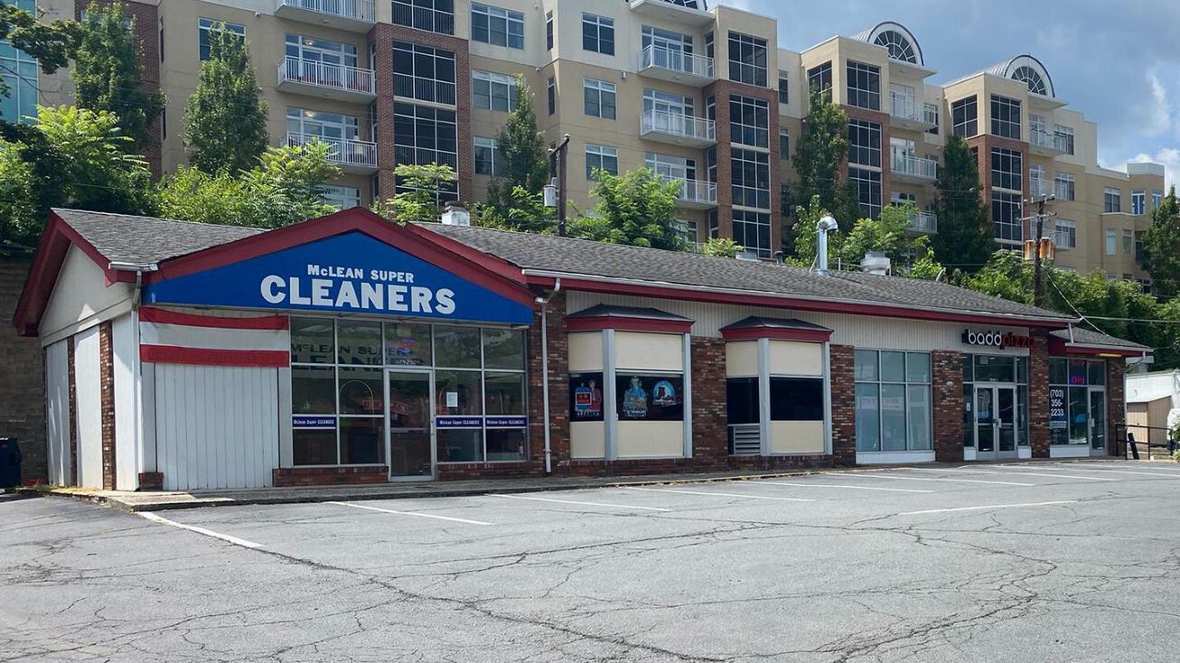 6263 Old Dominion Dr, McLean, VA 22101