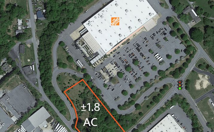 Pictures of Land property located at 401 Linda Vista Dr, Hendersonville, NC 28792 for sales - image #1
