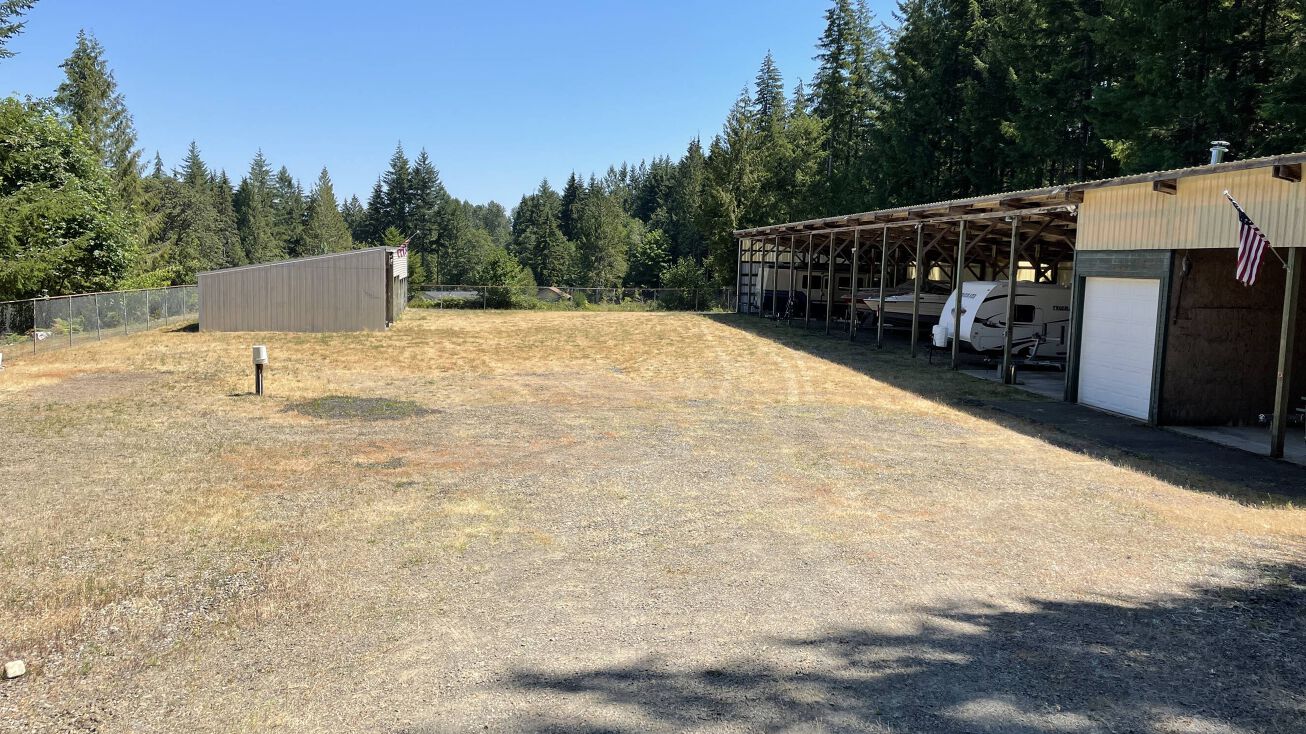 291 N Suncrest Dr, Hoodsport, WA 98548