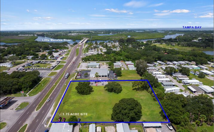 Pictures of Land property located at 2001 US Hwy 41 S, Ruskin, FL 33570 for sales - image #1