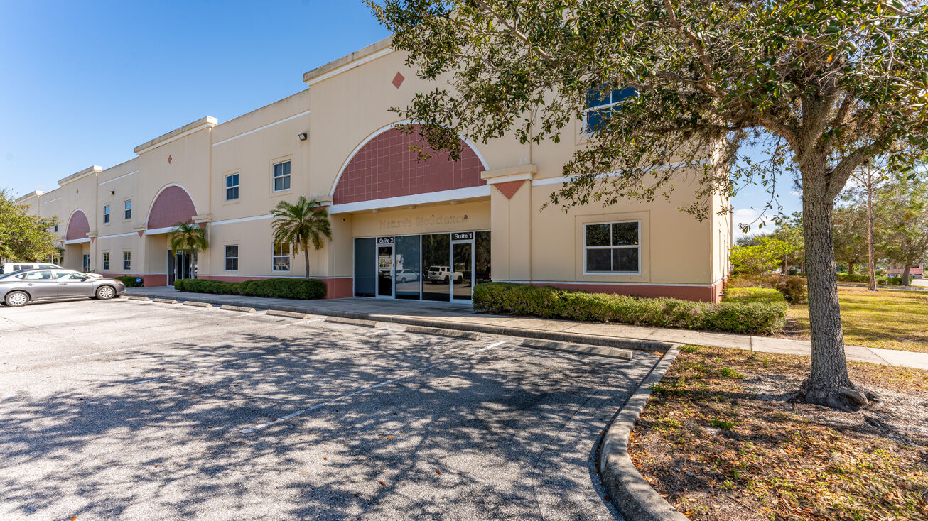 795 Commerce Dr, Venice, FL 34292