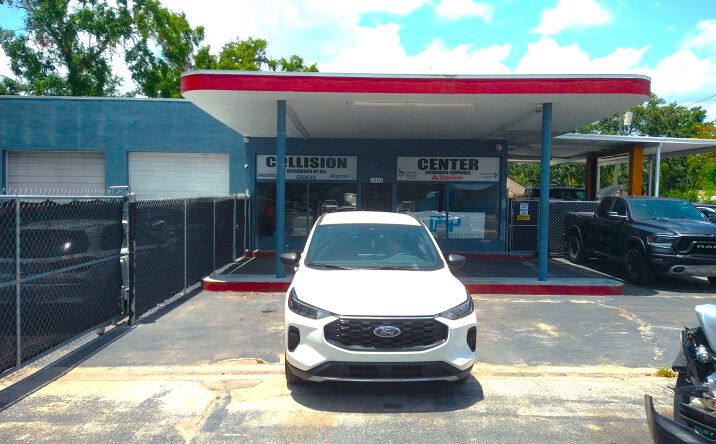 Pictures of Retail, Mixed Use property located at 1301 W Waters Ave, Tampa, FL 33604 for sales - image #1