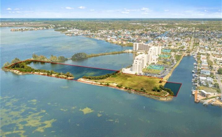 Pictures of Multifamily, Hospitality, Land property located at 5913 Sea Ranch Dr, Hudson, FL 34667 for sales - image #1