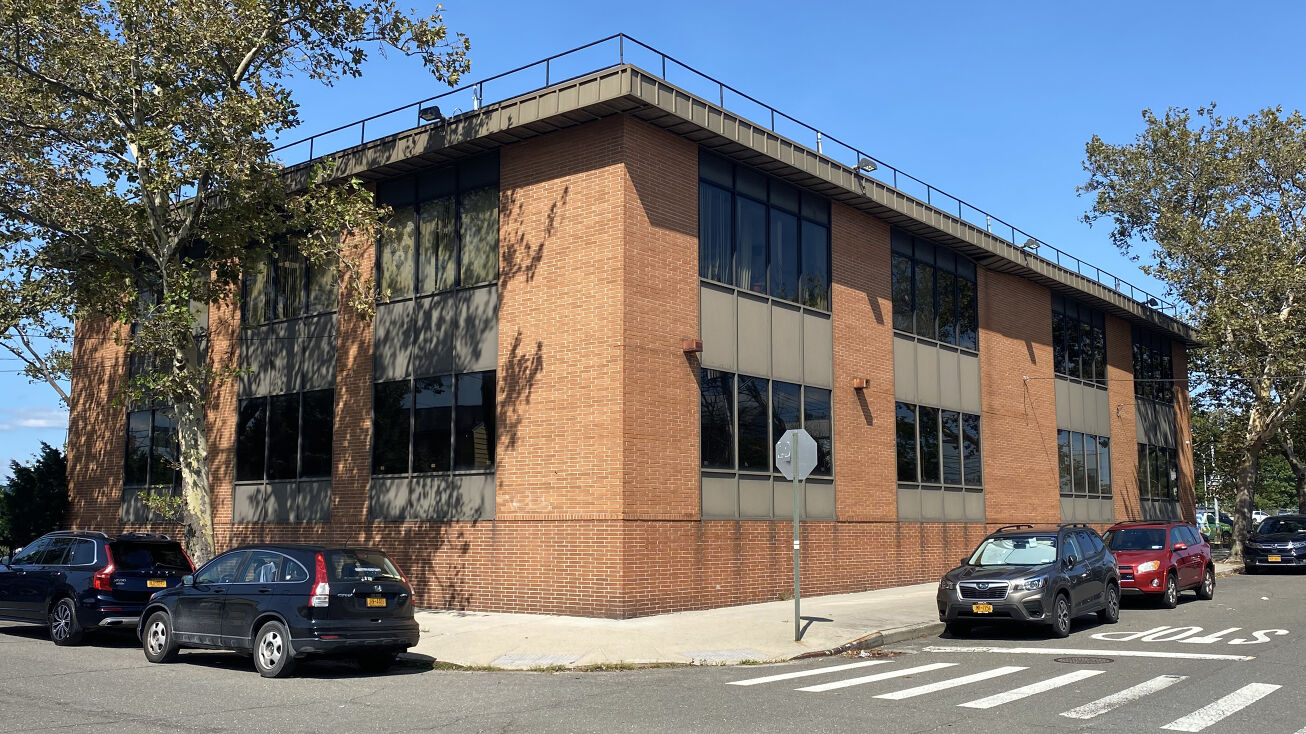 16710 S Conduit Ave, Queens, NY 11434