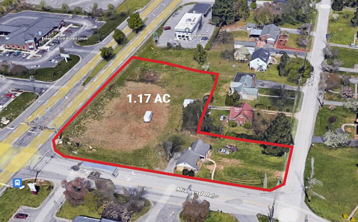 Pictures of Land property located at 1260 Electric Rd, Salem, VA 24153 for sales - image #1