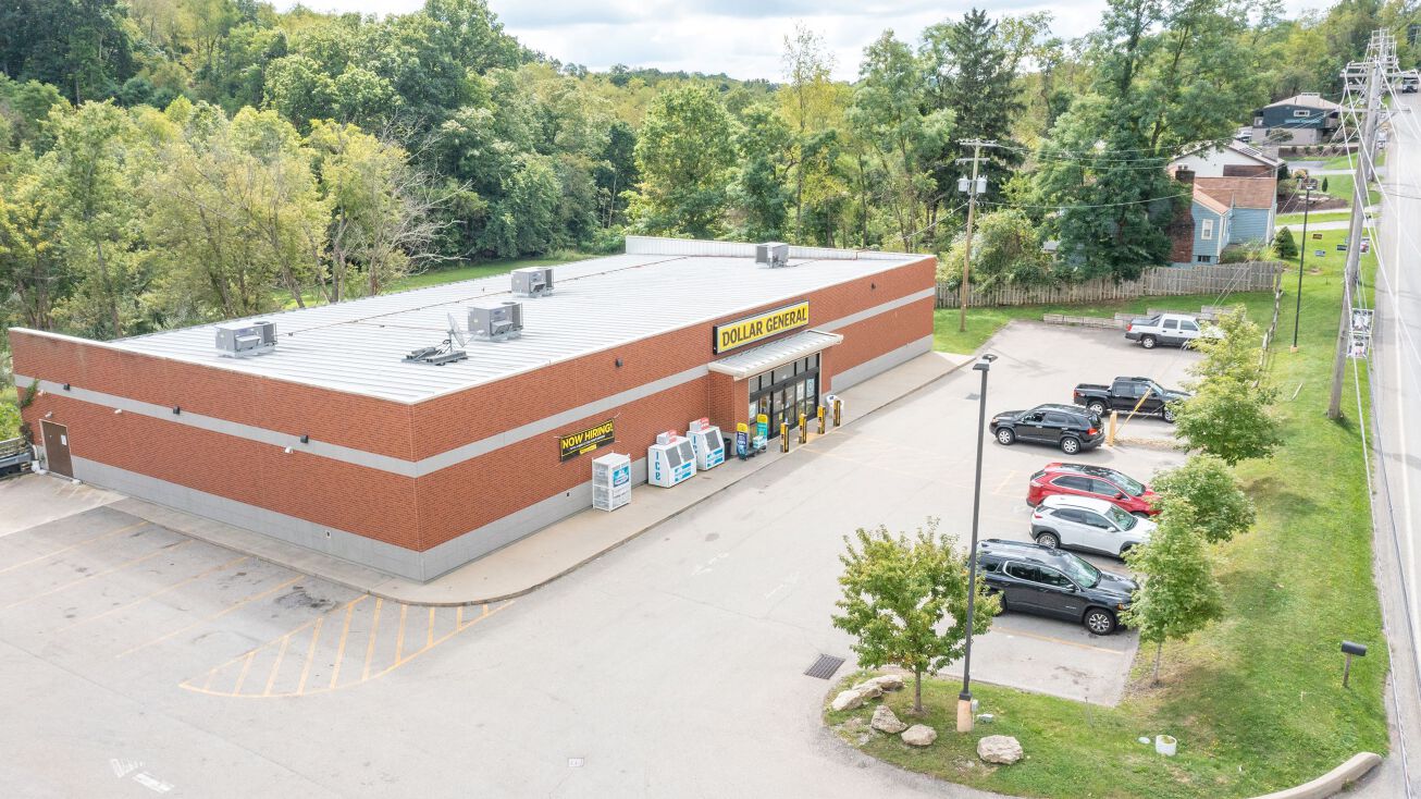 2301 Brownsville Rd, South Park Township, PA 15129 Retail Property