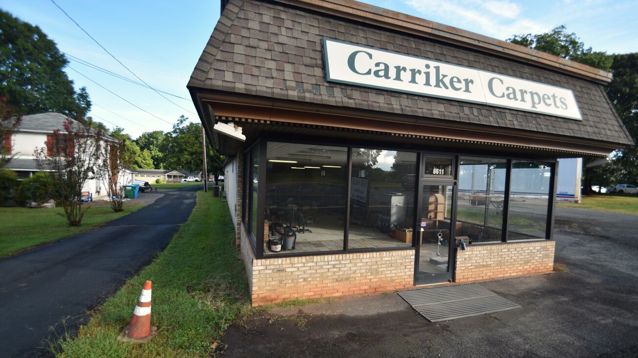 8611 Fairview Rd, Mint Hill, NC 28227