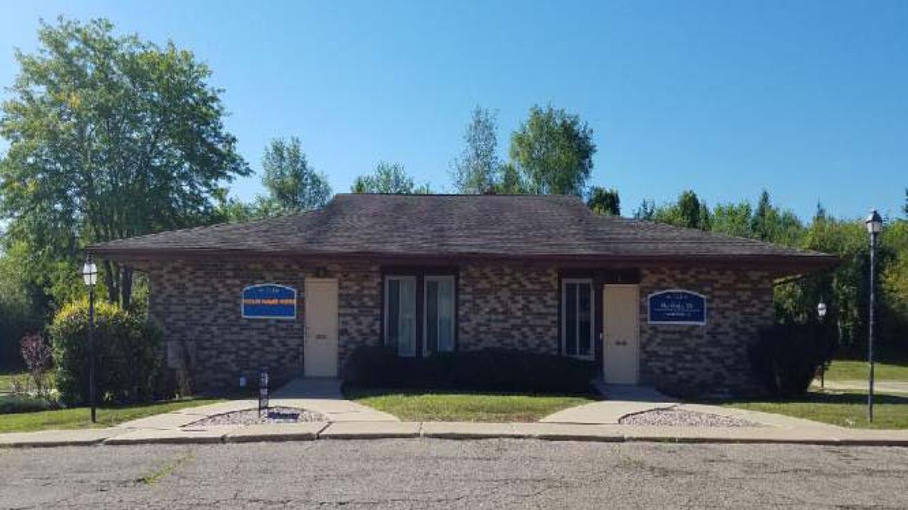 1128 Villa Linde Ct, Flint Twp, MI 48532