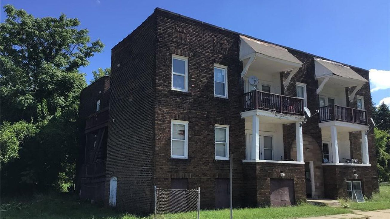 13523 Glenside Rd, Cleveland, OH 44110