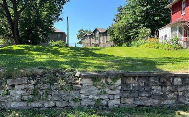 Pictures of Land, Multifamily property located at 1222 Sylvanie Street, St Joseph, MO 64501 for sales - image #1