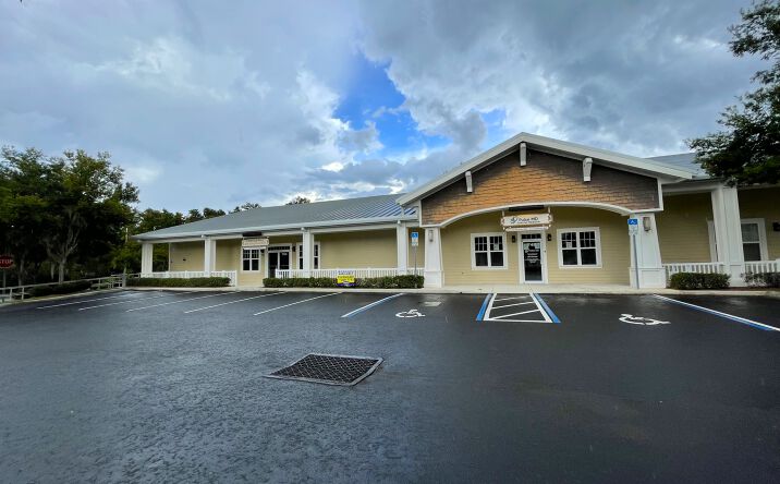 Pictures of Office property located at 749 Co Rd 466, Lady Lake, FL 32159 for sales - image #1