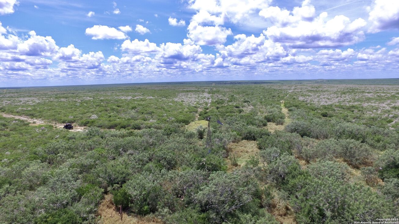 5832 Highway 16 Freer, Freer, TX 78357