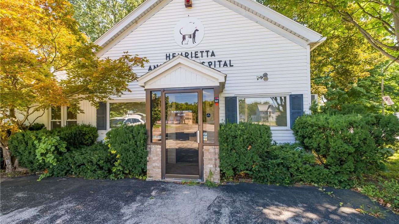 3156 E Henrietta Rd, Henrietta, NY 263200