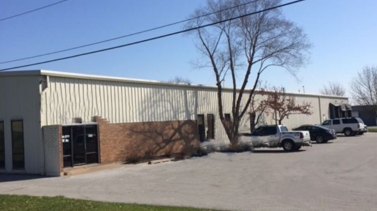 4818 Kimmel Dr, Davenport, IA 52802