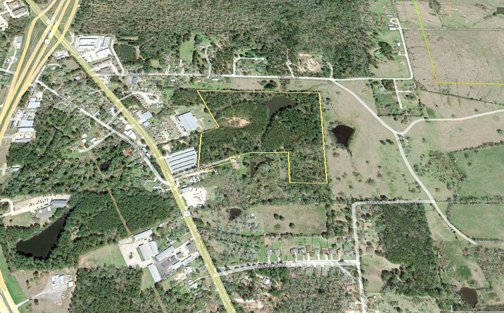Pictures of Land property located at 7045 TX-75, Huntsville, TX 77340 for sales - image #1