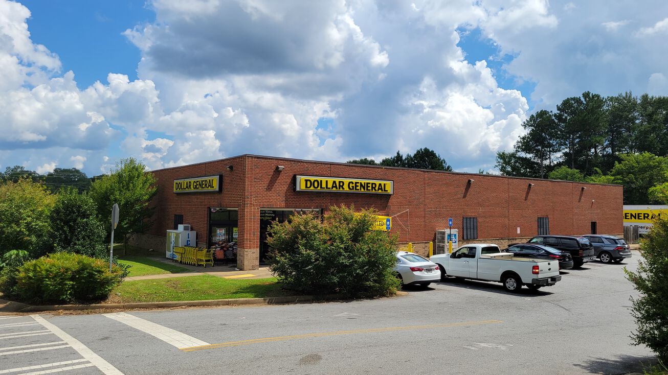 99 M.L.K. Jr Dr, Newnan, GA 30263