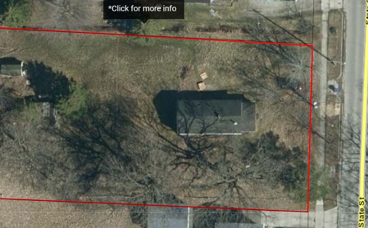 Pictures of Multifamily, Office, Retail property located at 1401 State St, Bay City, MI 48706 for sales - image #1