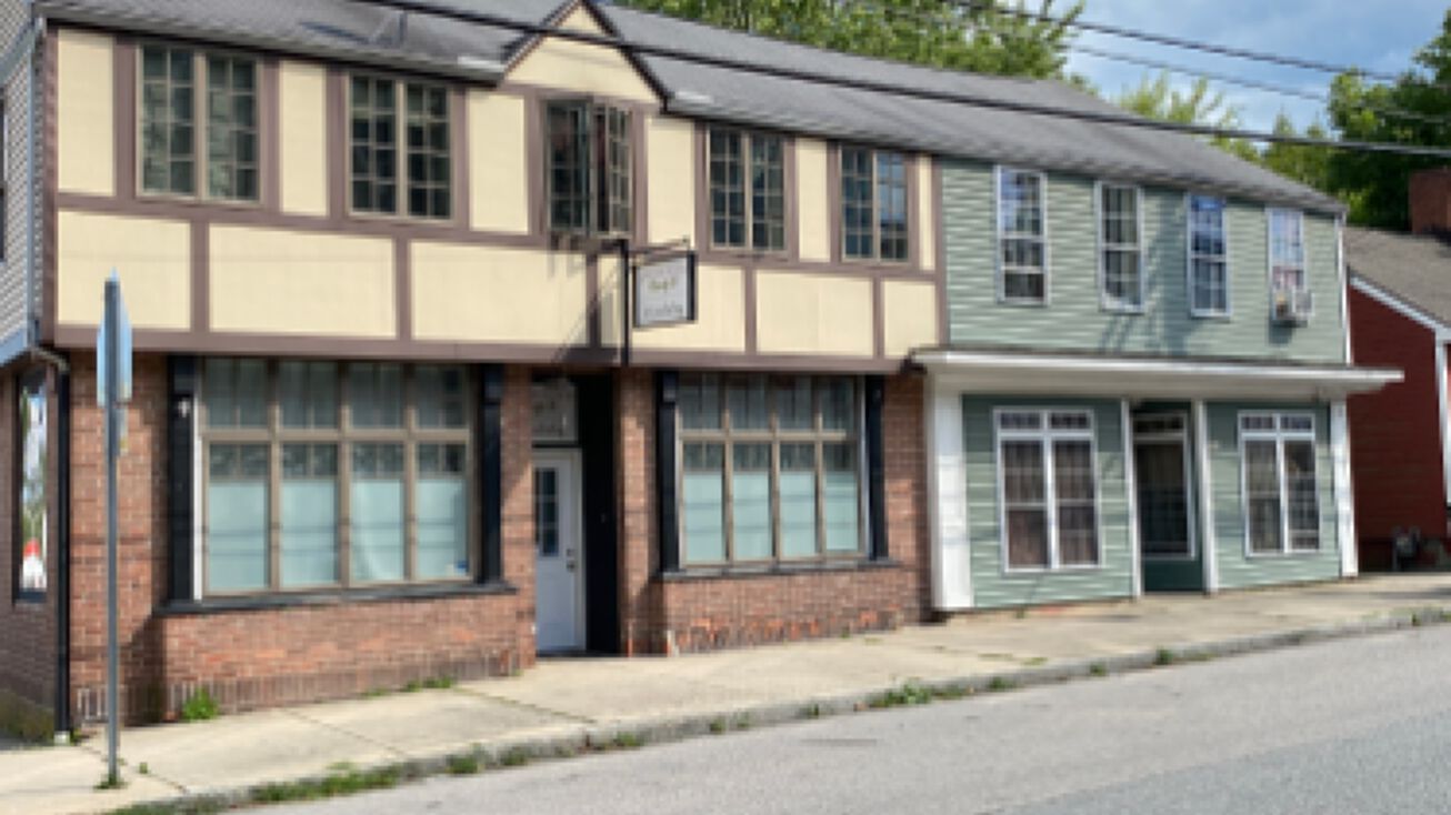 183187 Central Ave, Norwich, CT 06360