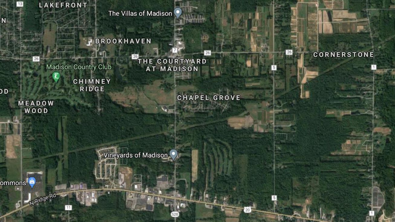 Hubbard Rd, Madison, OH 44124